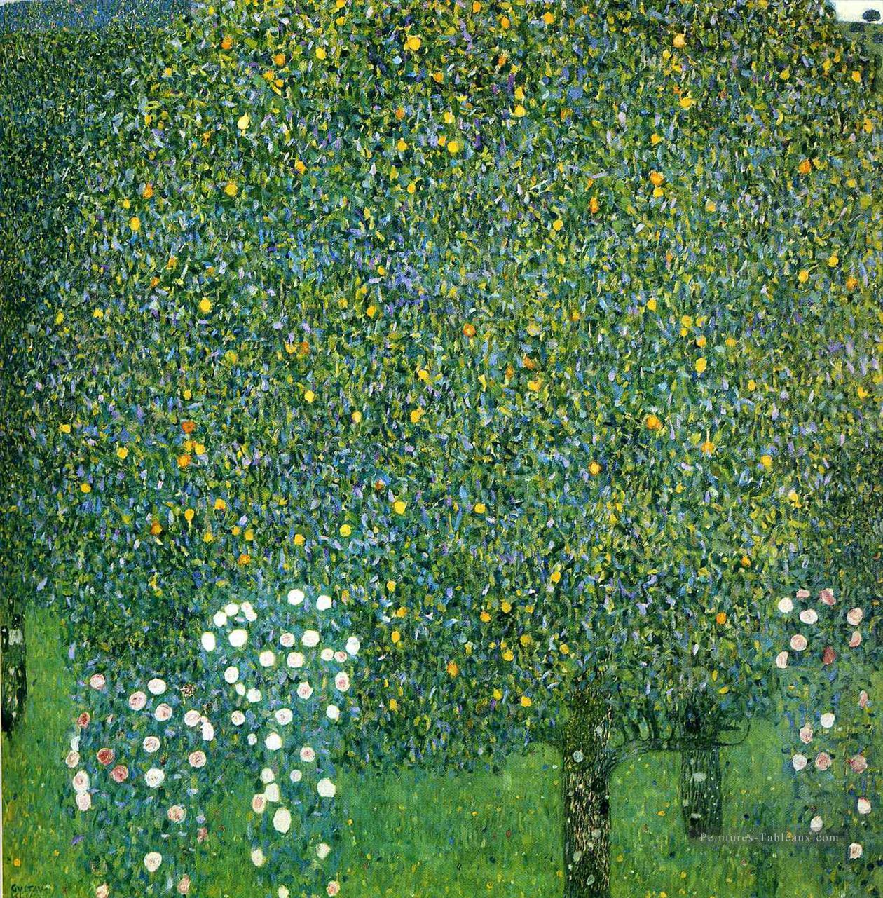 Roses sous les arbres Gustav Klimt Peintures à l'huile